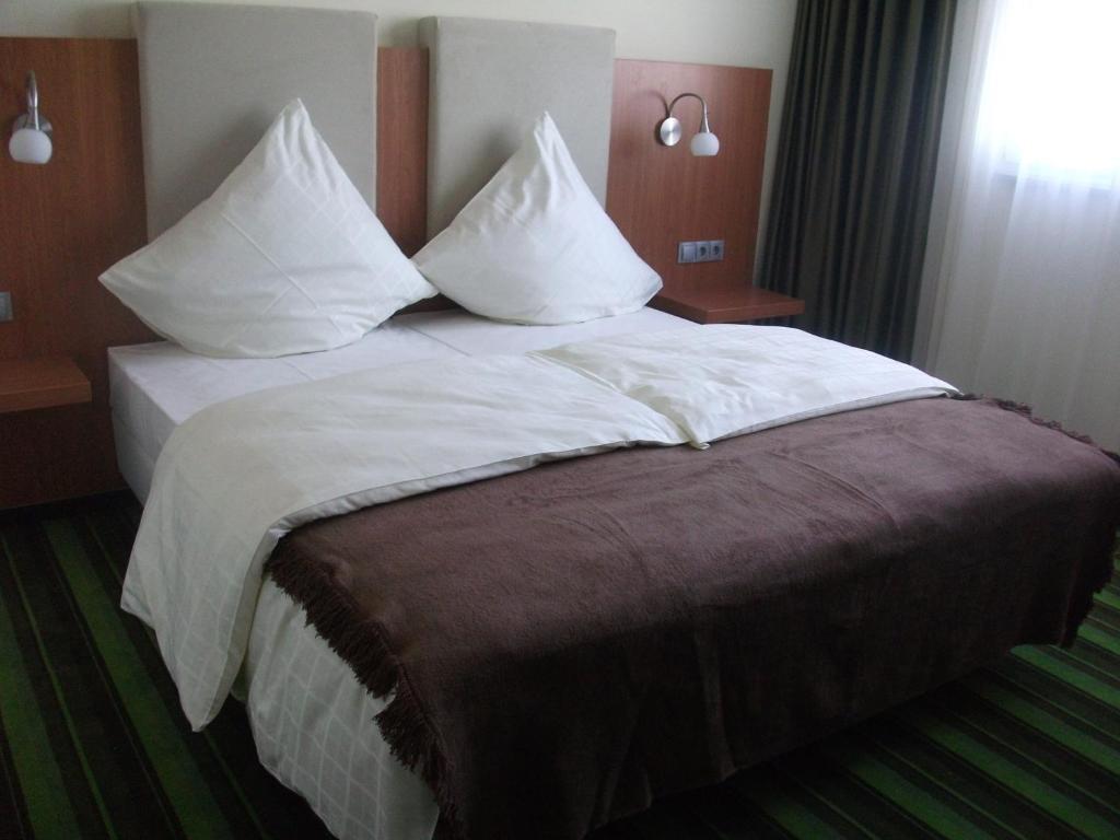 Hotel Qualitel Hilpoltstein Habitación foto