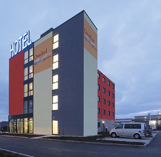 Hotel Qualitel Hilpoltstein Exterior foto